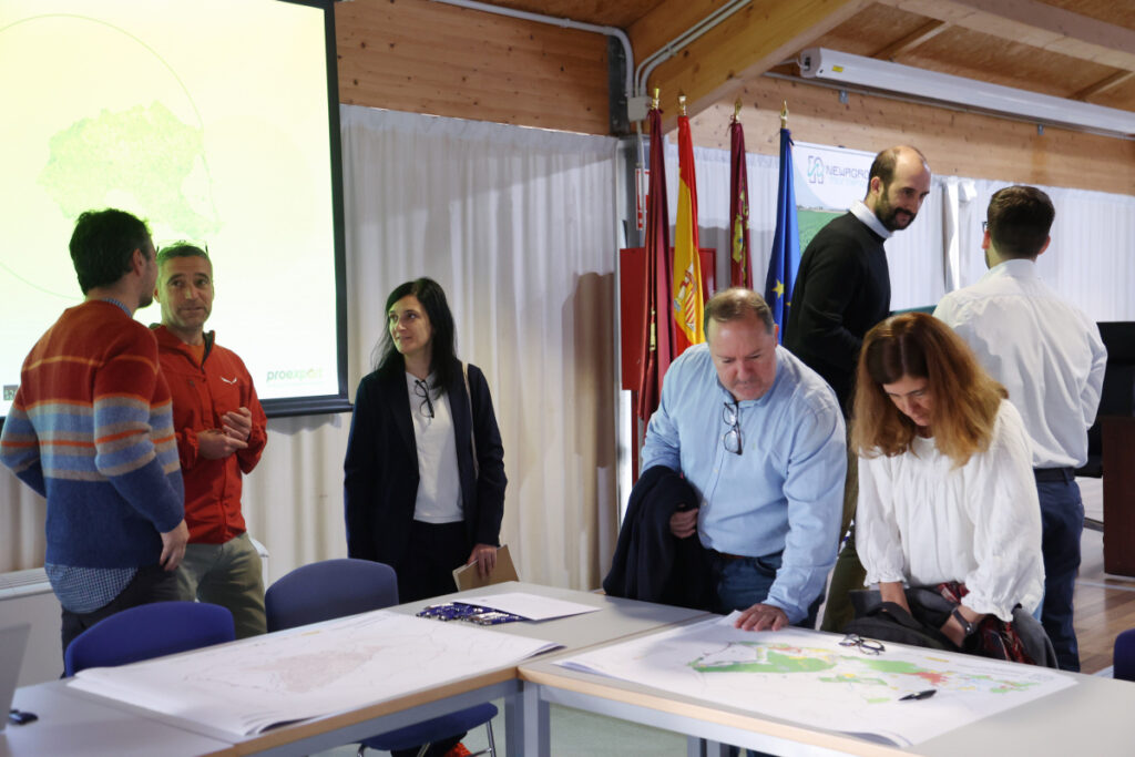 Agrónomos y urbanistas proponen un pacto por la sostenibilidad agrícola en el campo de Cartagena img 170728t7a5242